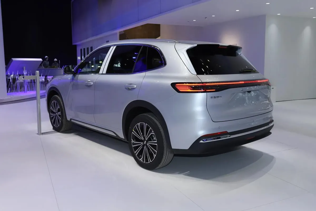 GEELY STARSHIP 7 2026