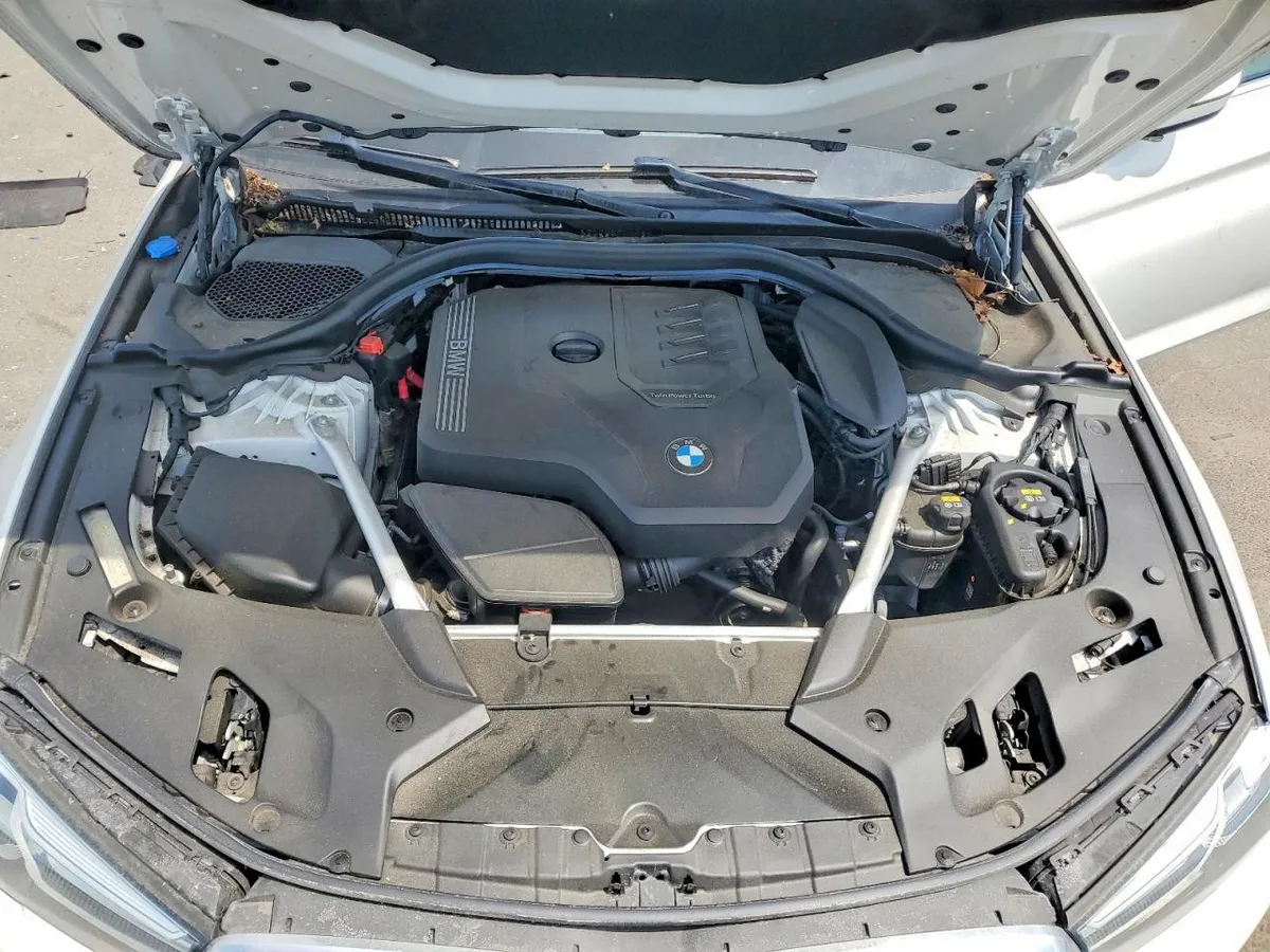 BMW 5 SERIES HARMAN/KARDON ПРОЕКЦИЯ СПОРТ ПОДВЕСКА 2022