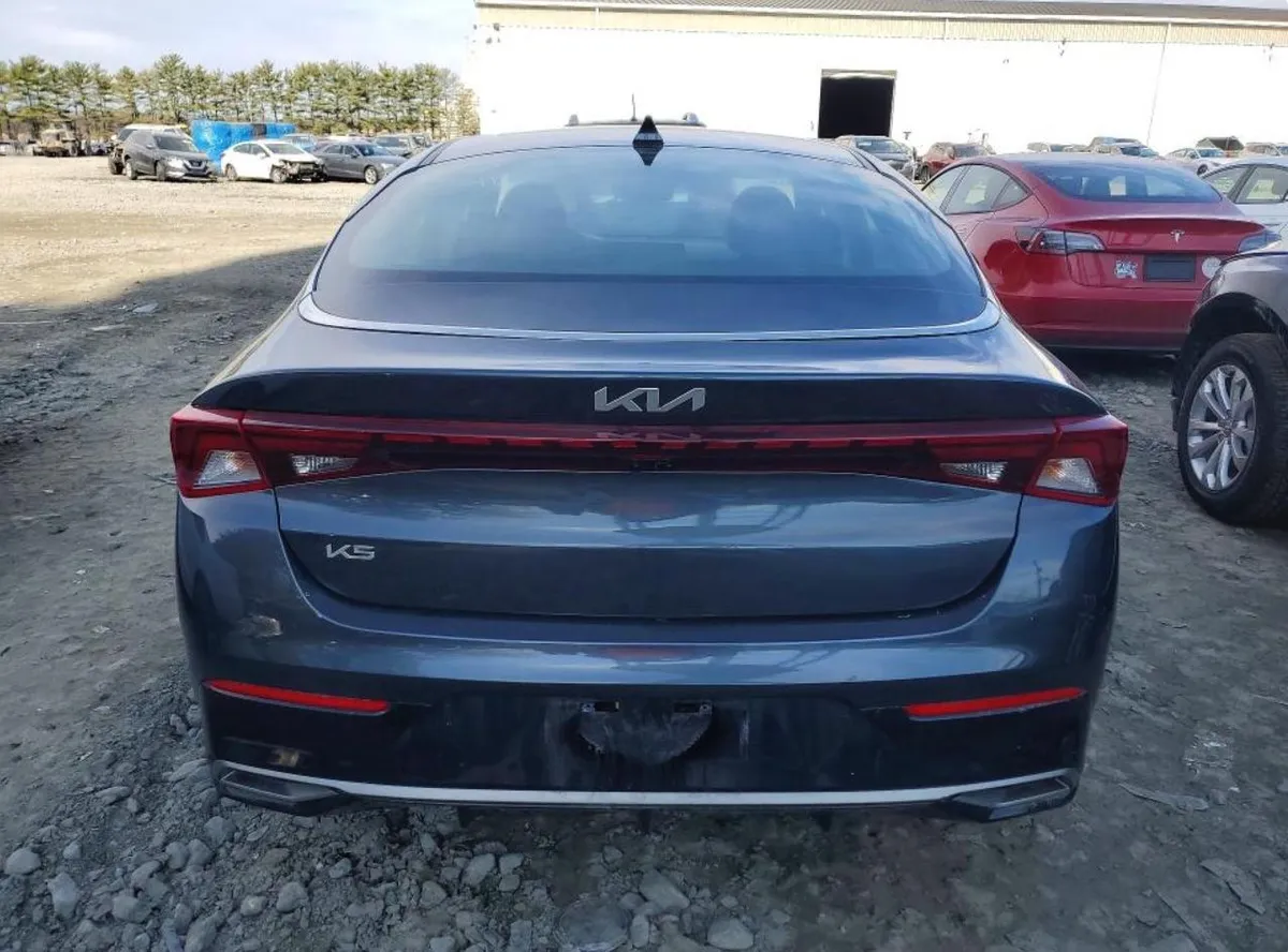KIA K5 LXS 2023