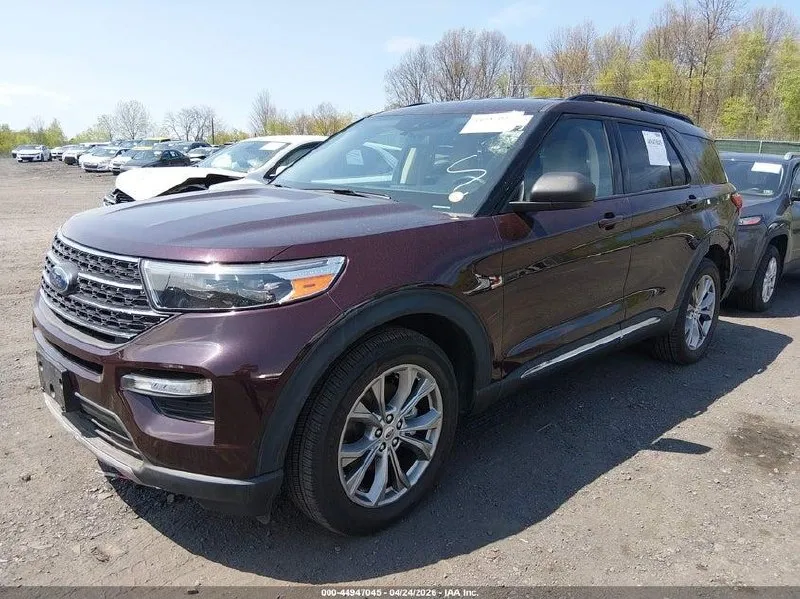 FORD EXPLORER XLT 2022