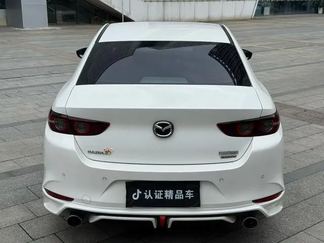 MAZDA 3 2021