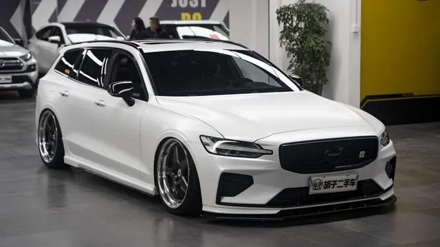 VOLVO V60 T5 SMART SPORT 2019