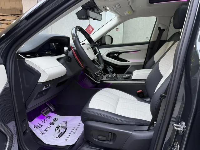 LAND ROVER EVOQUE L R-DYNAMIC FIRST 2022