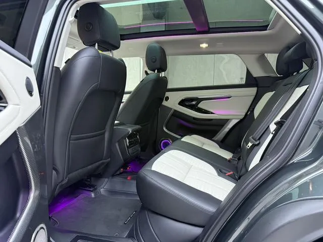 LAND ROVER EVOQUE L R-DYNAMIC FIRST 2022