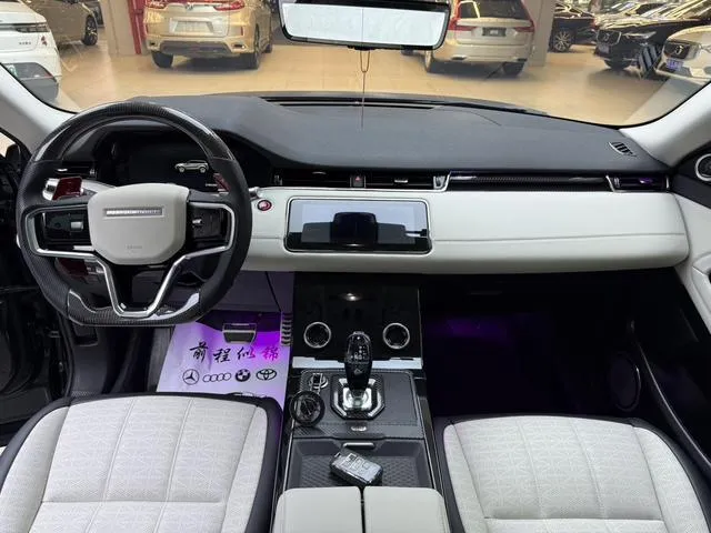 LAND ROVER EVOQUE L R-DYNAMIC FIRST 2022