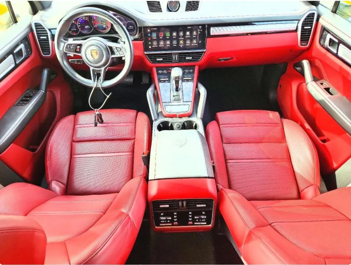 PORSCHE CAYENNE BASE 2023