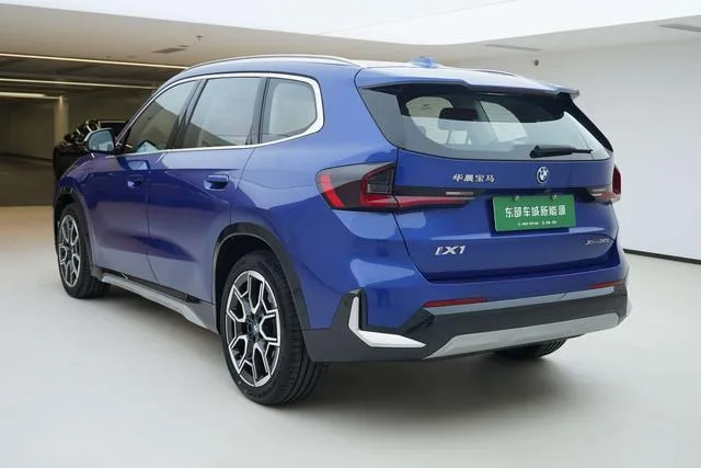 BMW IX1 XDRIVE30L X DESIGN PACKAGE 2024