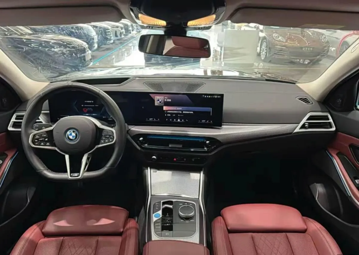 BMW I3 2025