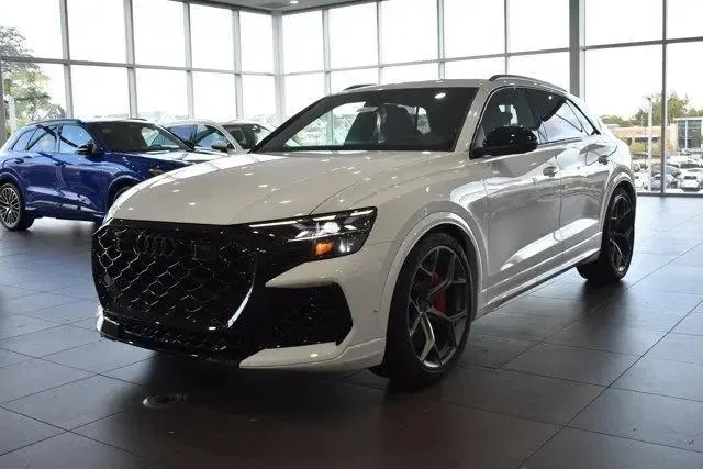 AUDI Q8 RS Q8 4 2026