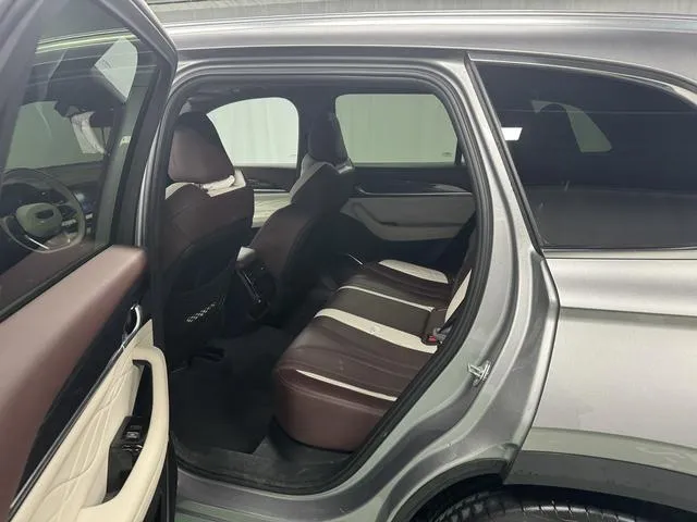 GEELY XINGYUE L 2022