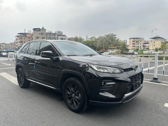 TOYOTA RAV4 LUXURY 2023