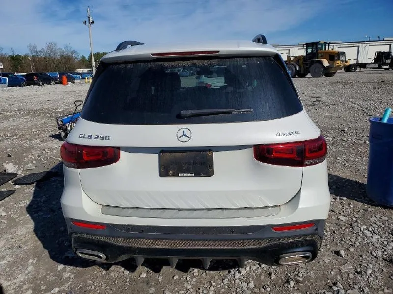 MERCEDES-BENZ GLB 250 4MATIC 2022