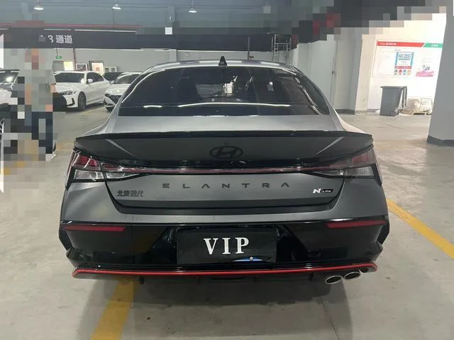HYUNDAI ELANTRA PREMIUM 2023