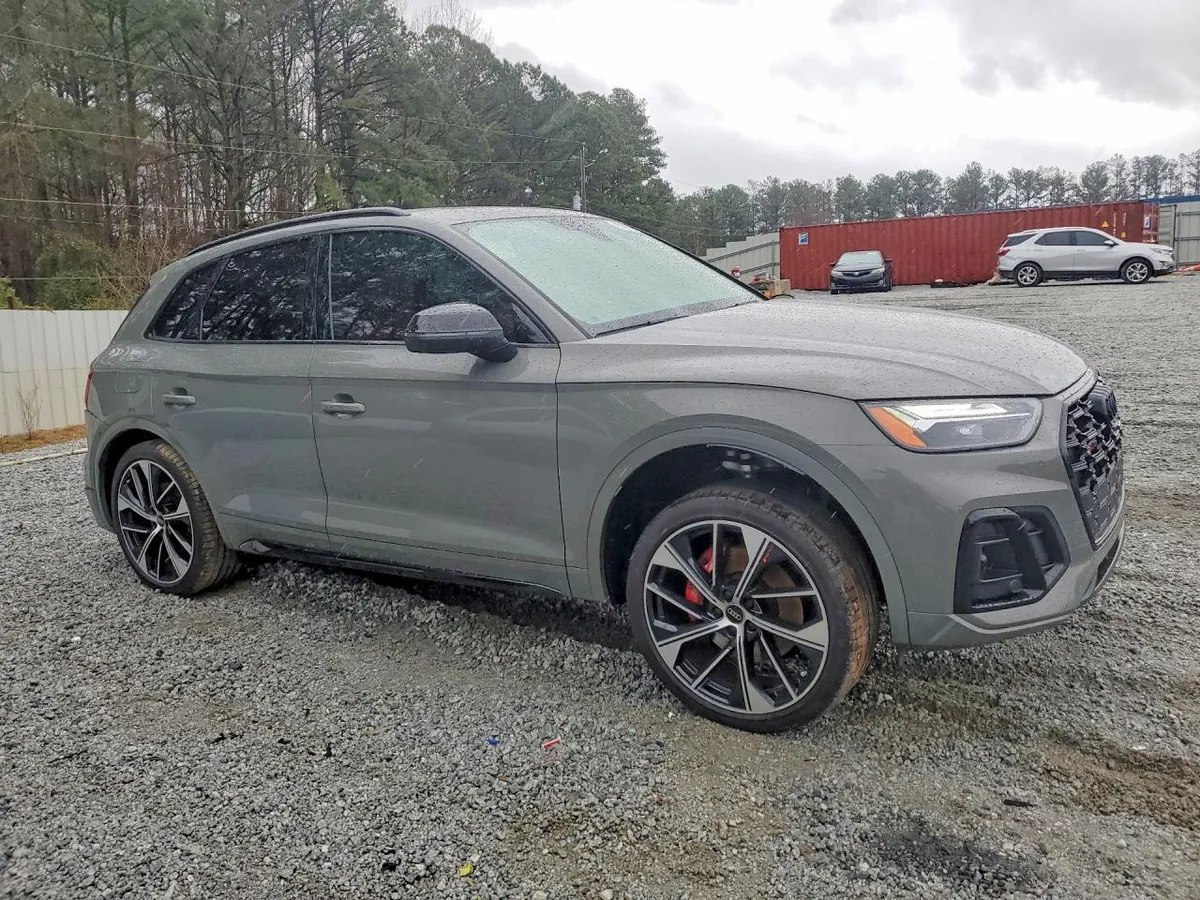 AUDI SQ5 PREMIUM PLUS 2023