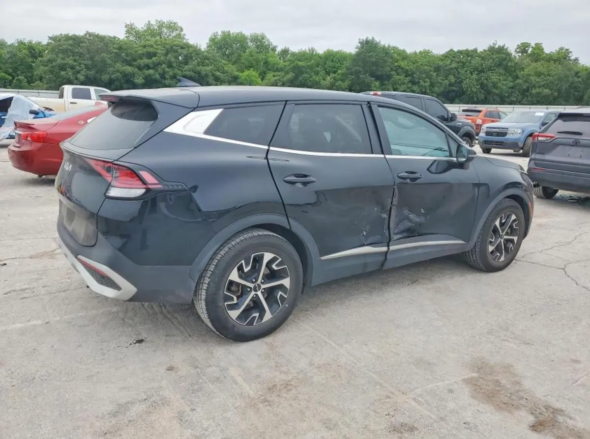 KIA SPORTAGE EX 2023