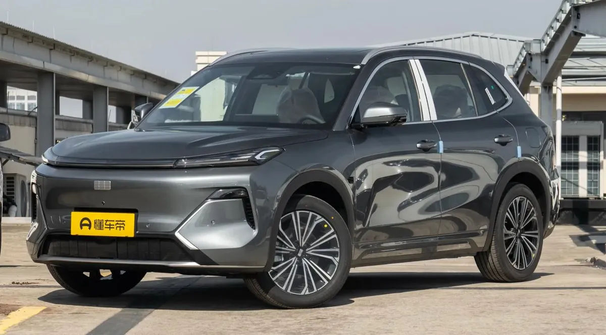 GEELY GALAXY STARSHIP МАКИСМАЛЬНАЯ 2025