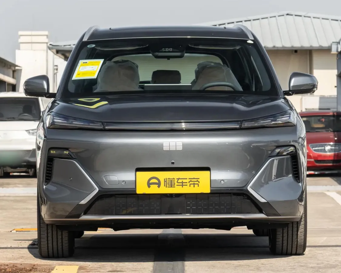 GEELY GALAXY STARSHIP МАКИСМАЛЬНАЯ 2025