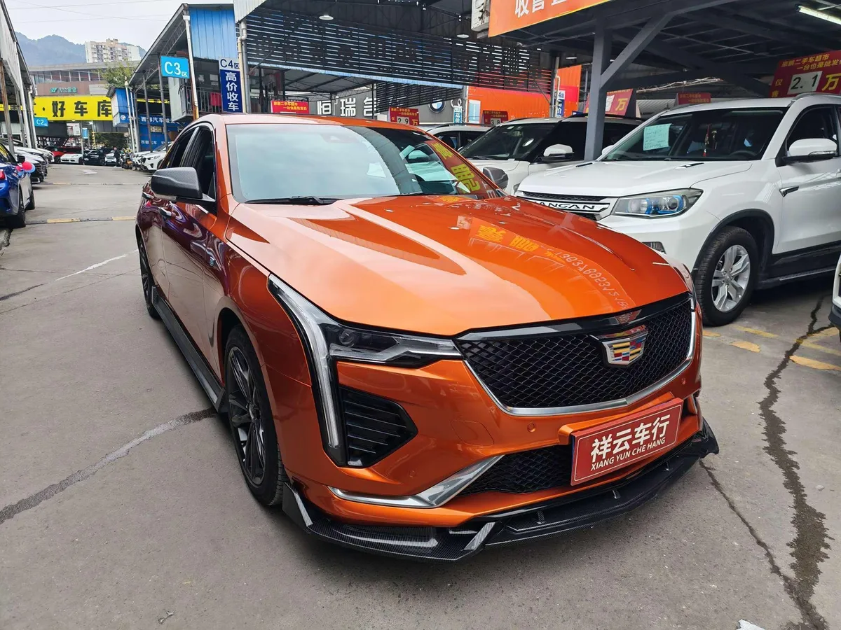 CADILLAC CT4 LUXURY 2023
