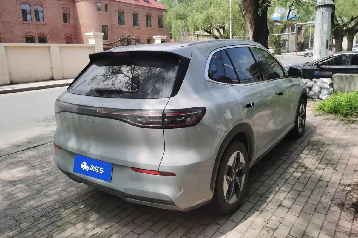 GEELY E5 2026