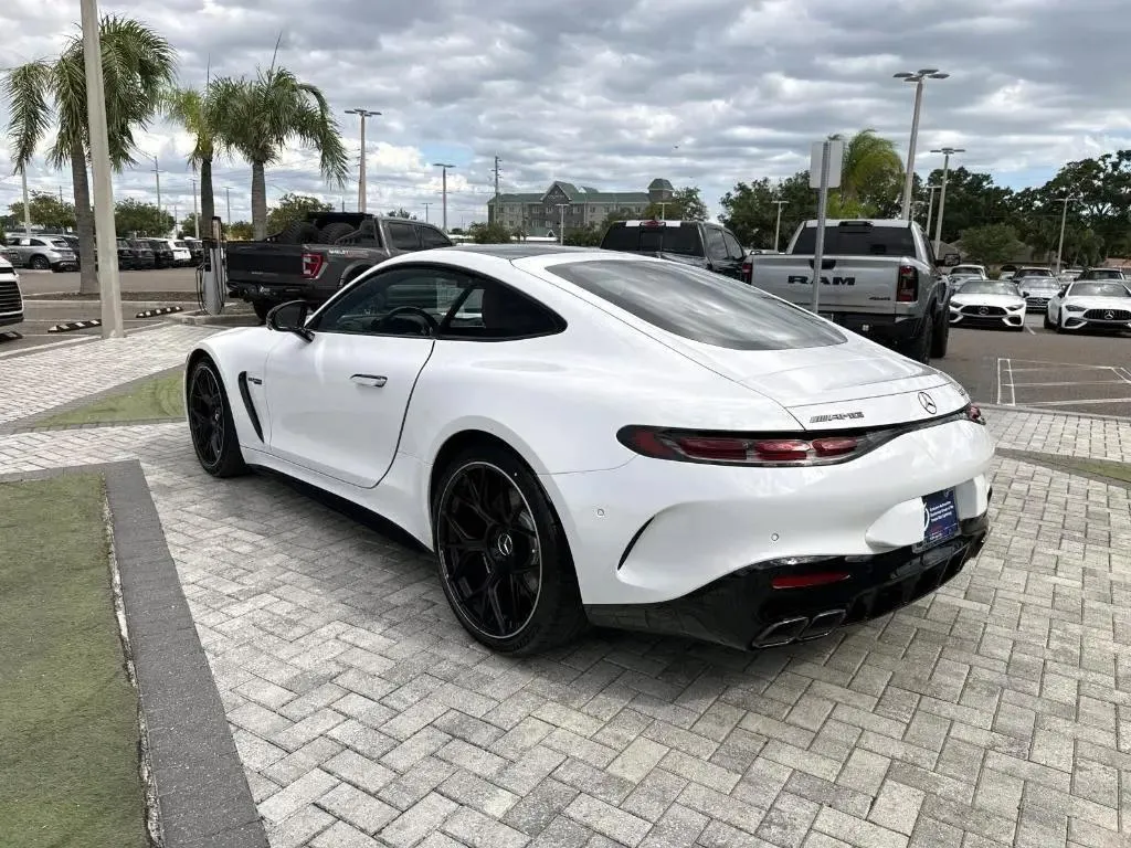 MERCEDES-BENZ AMG GT 55 2026