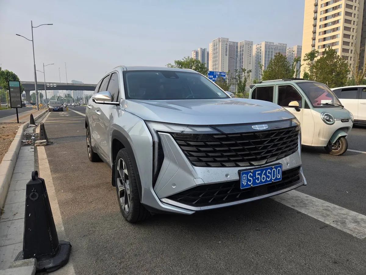 GEELY BOYUE L PREMIUM 2023