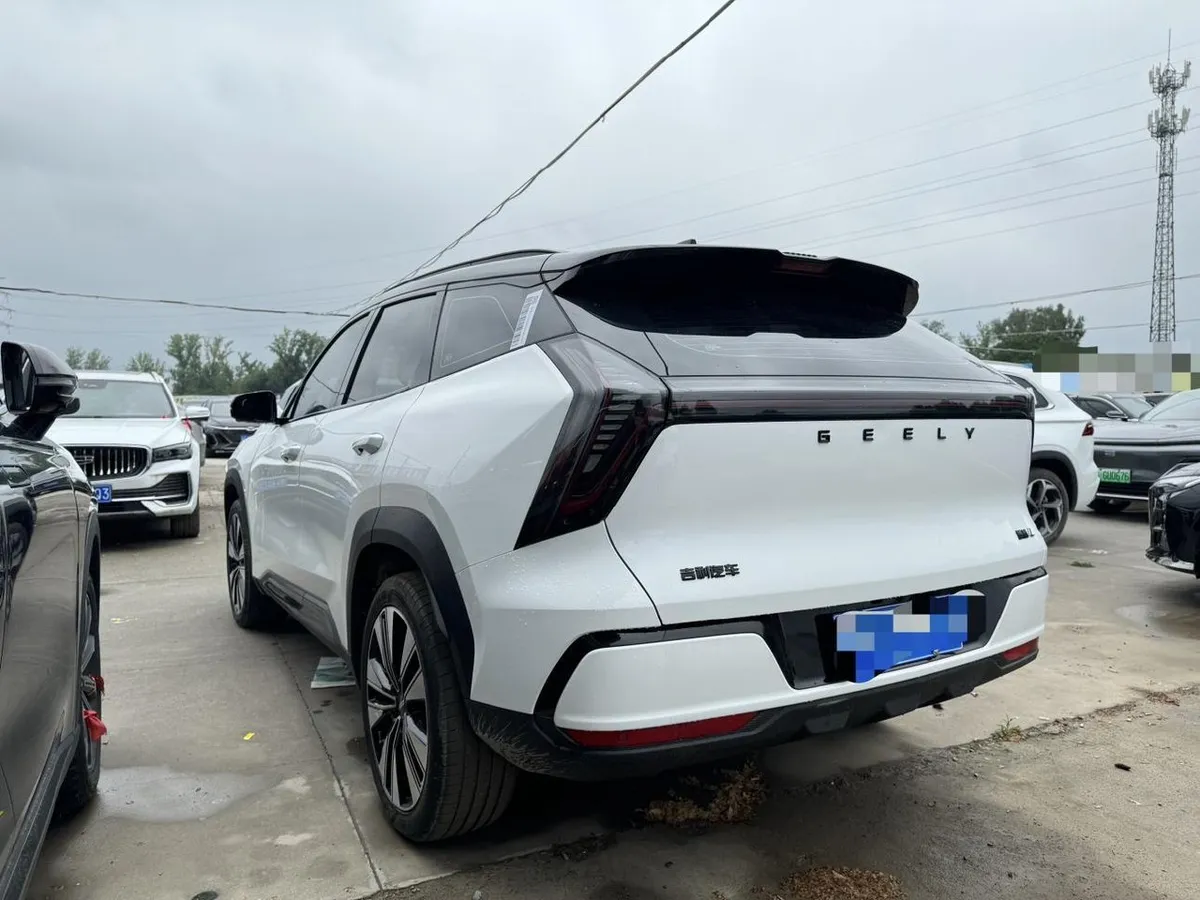 GEELY BOYUE L 2025
