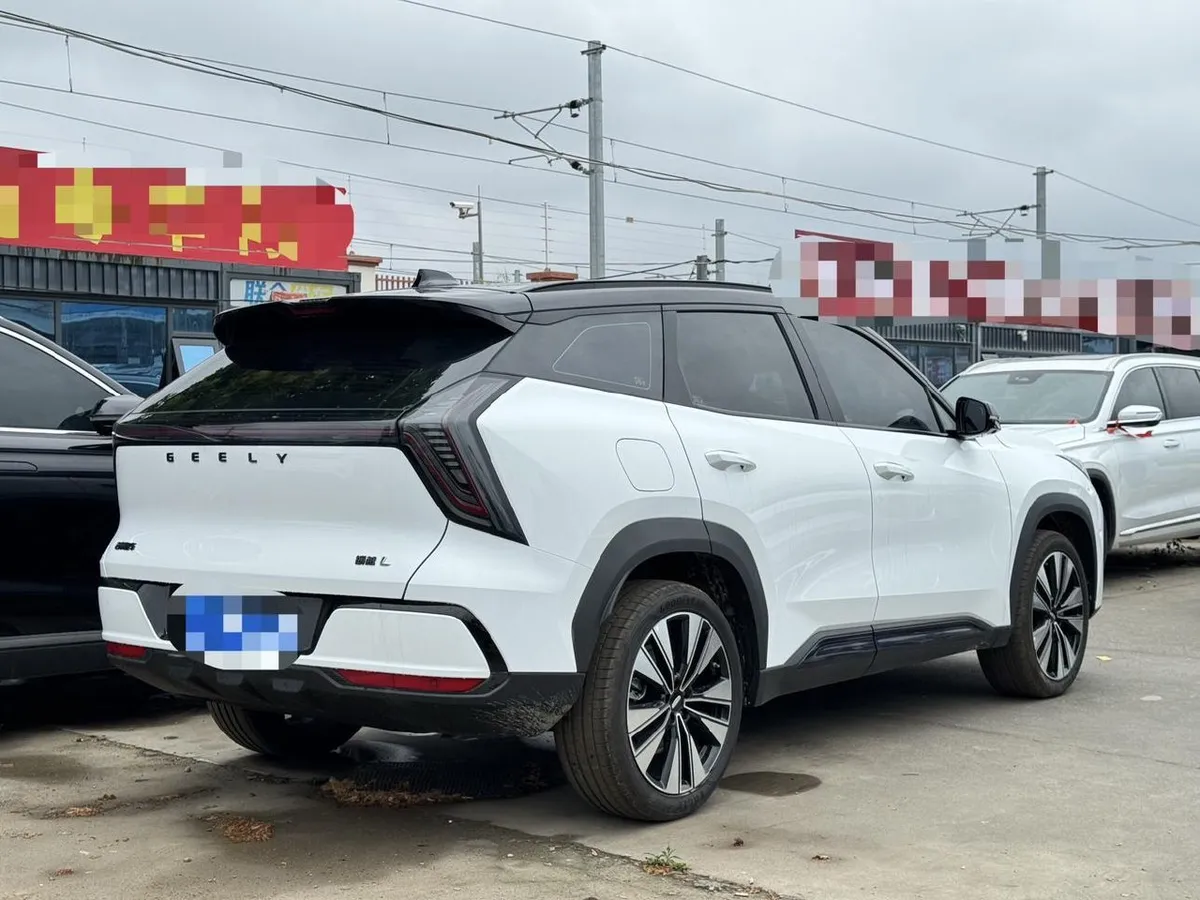 GEELY BOYUE L 2025