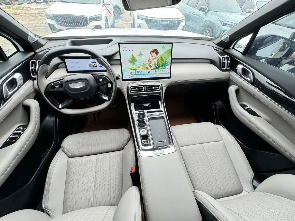 GEELY BOYUE L 2025