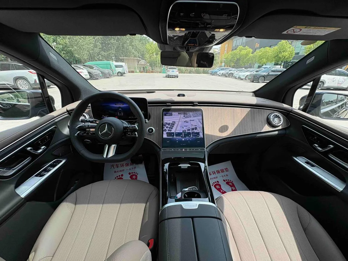 MERCEDES-BENZ EQE SUV 500 4MATIC 2024