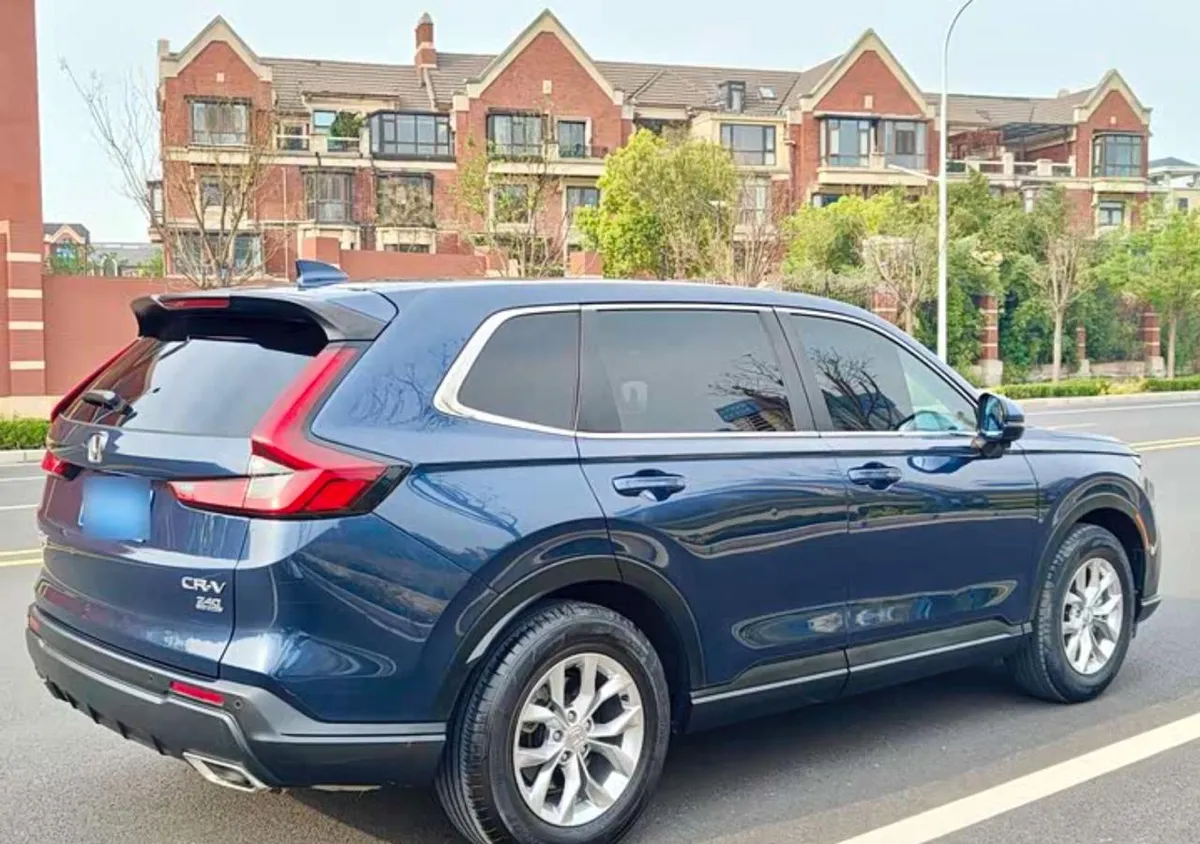 HONDA CR-V 2023