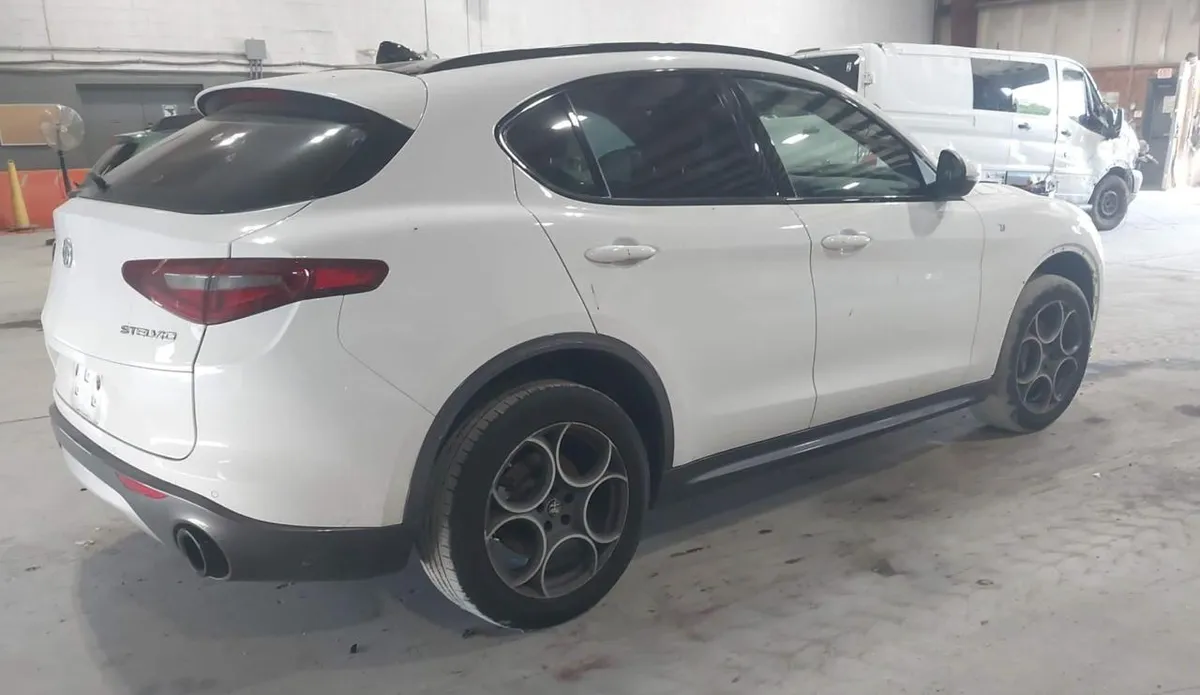 ALFA ROMEO STELVIO TI 2022