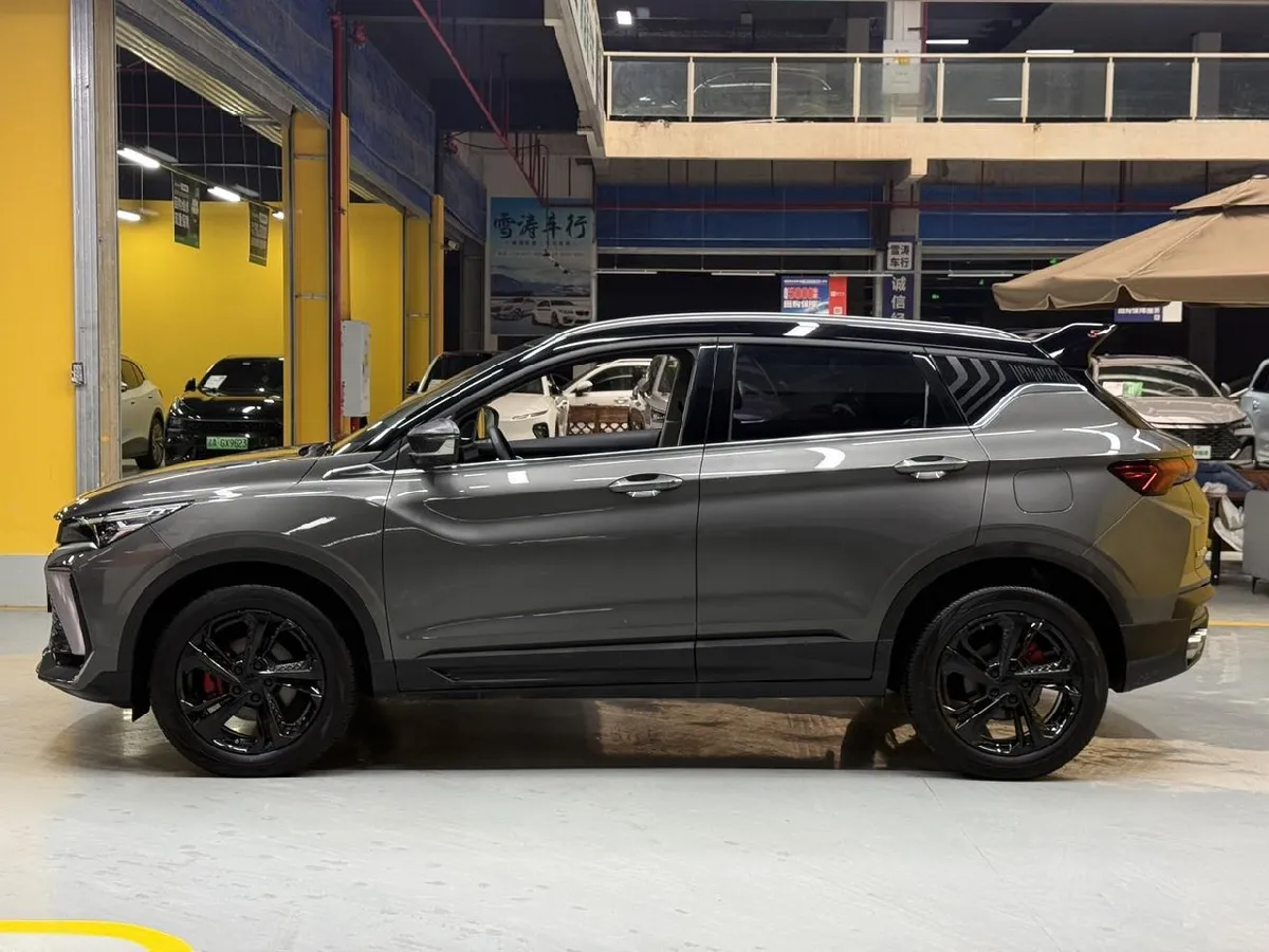 GEELY COOLRAY 2022