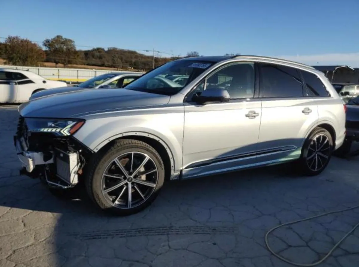 AUDI Q7 PRESTIGE 2023