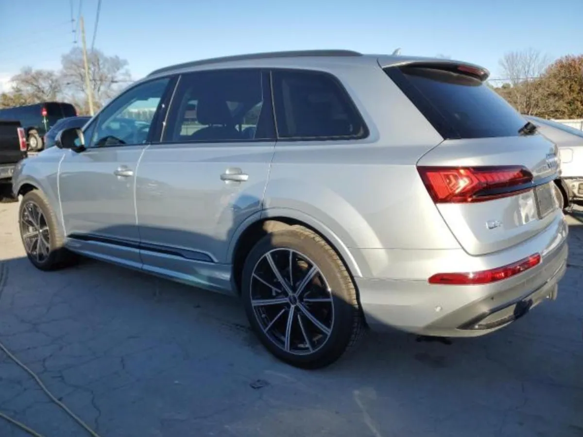 AUDI Q7 PRESTIGE 2023