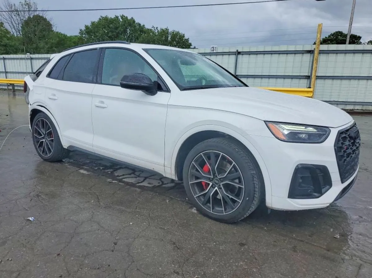AUDI SQ5 PREMIUM PLUS 2023
