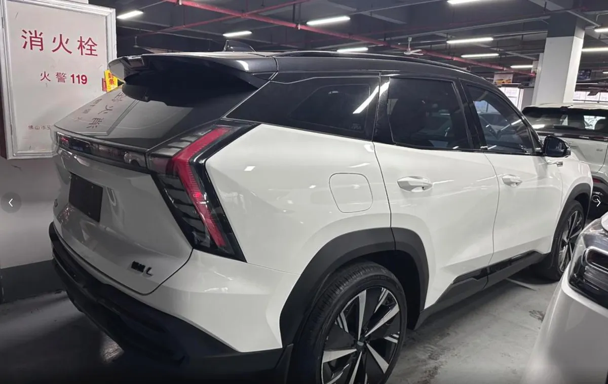 GEELY BOYUE L PREMIUM 2023