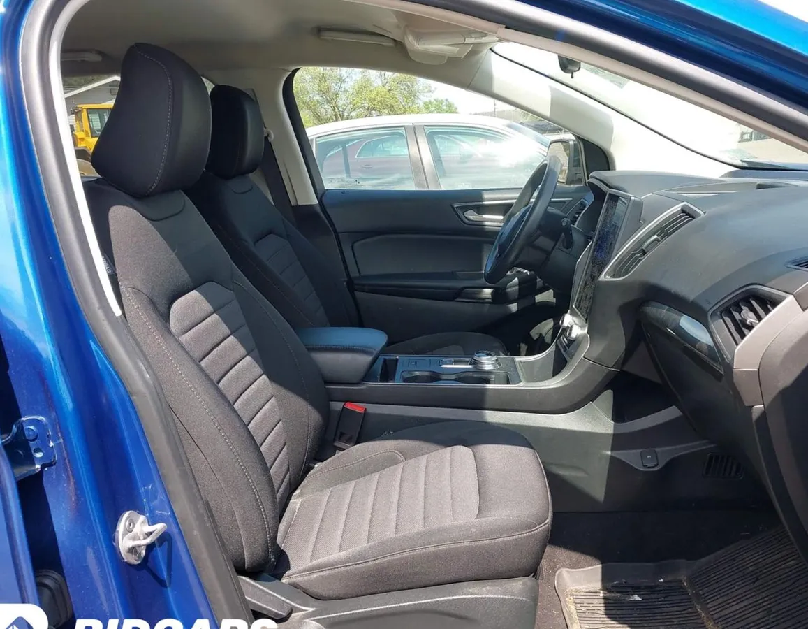 FORD EDGE SE 2022