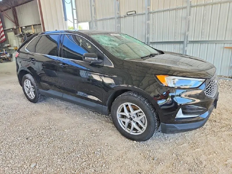 FORD EDGE SEL 2023