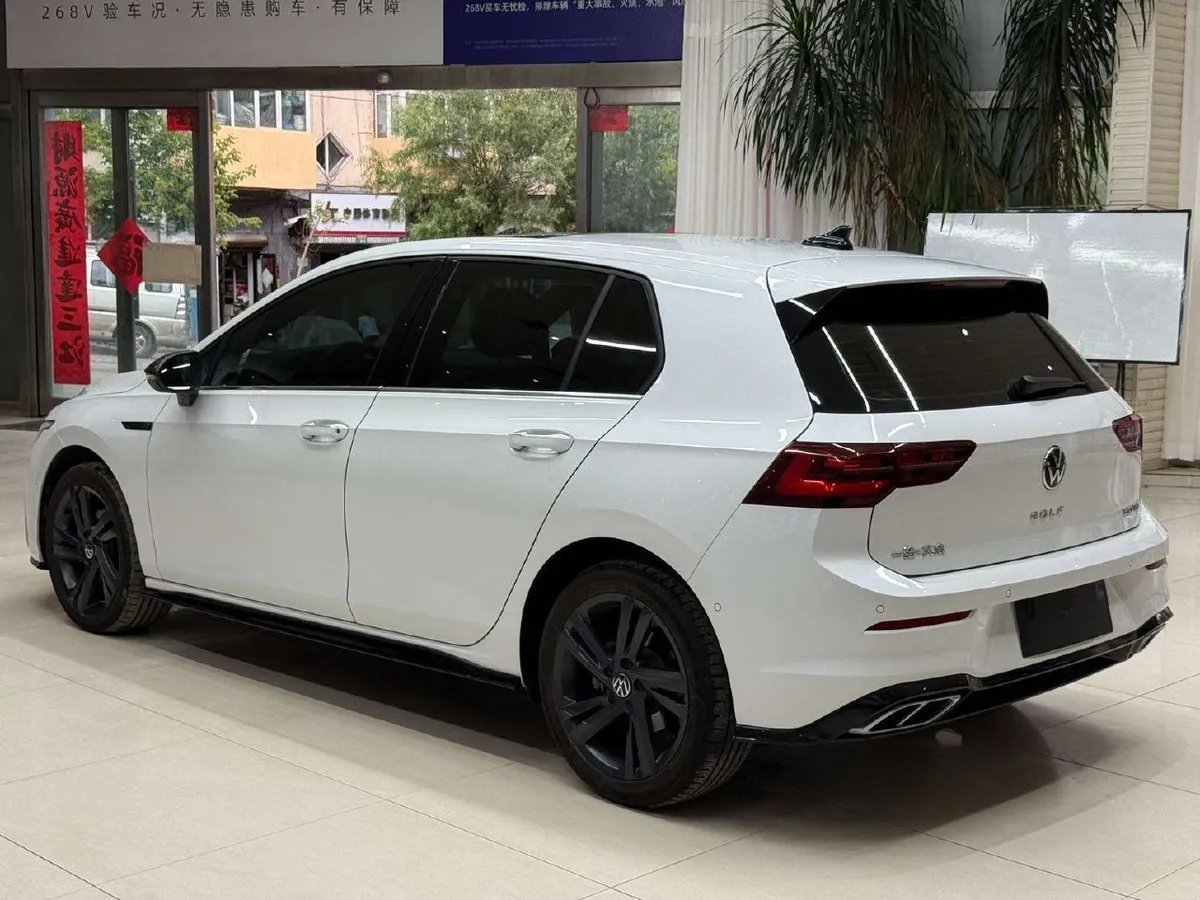 VOLKSWAGEN GOLF 280TSI DSG R-LINE 2022