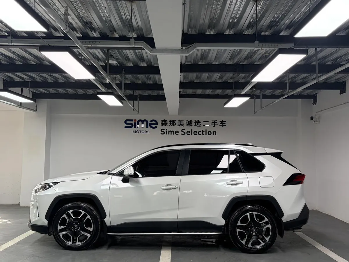 TOYOTA RAV4 PREMIUM 2022