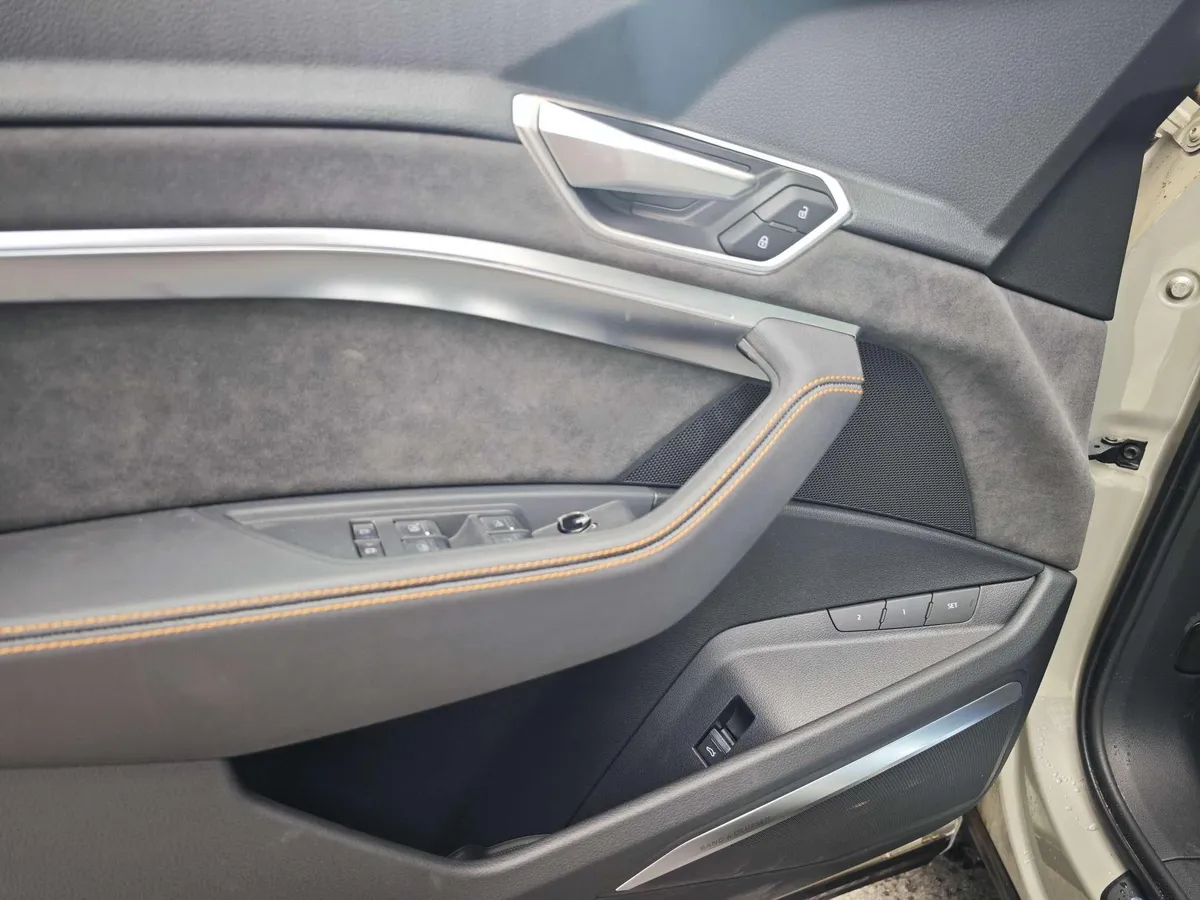 AUDI E-TRON 50 QUATTRO 2025