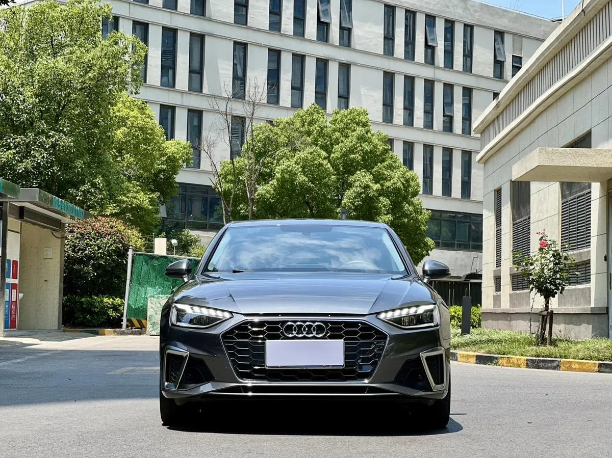 AUDI A4L TFSI FASHION DYNAMIC EDITION 2022