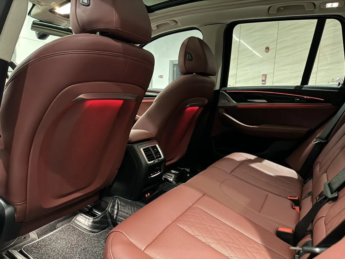 BMW IX3 2024