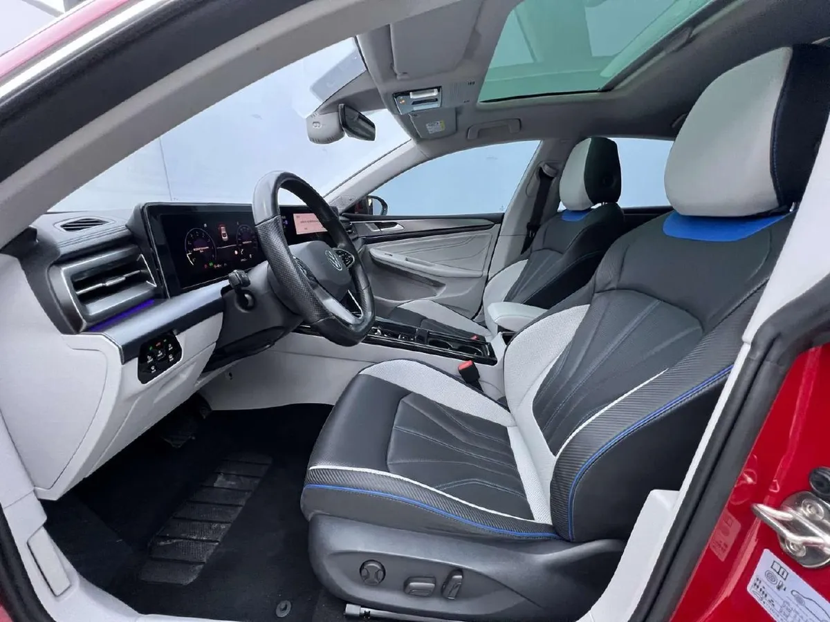 VOLKSWAGEN LAMANDO L 280TSI DSG 2022