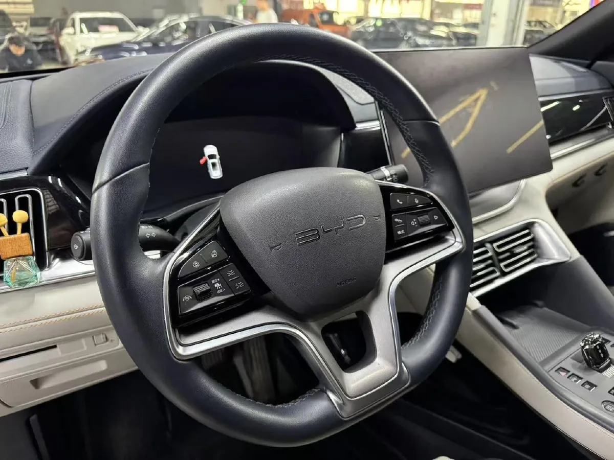 BYD SONG 605 FLAGSHIP 2024