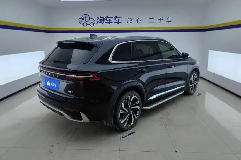 GEELY MONJARO FLAGSHIP 2023