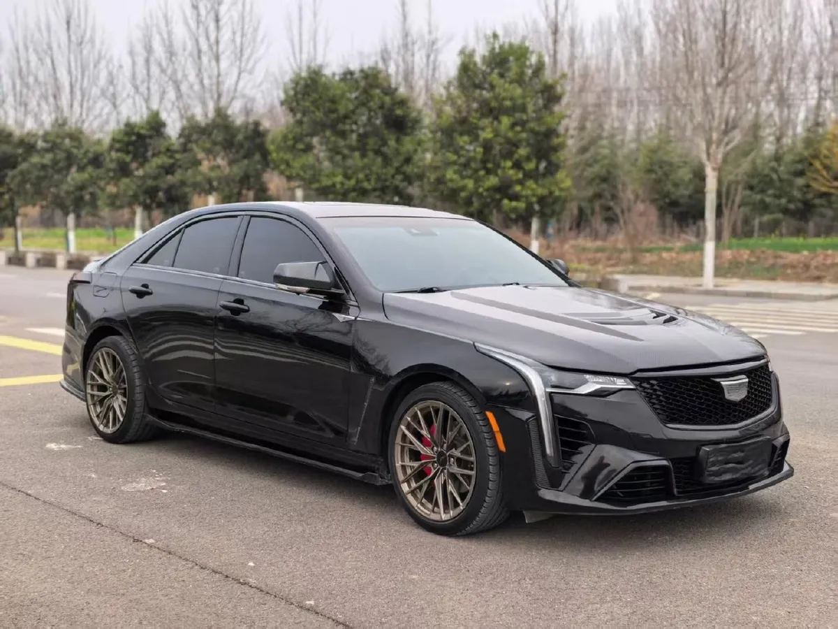 CADILLAC CT4 25T FASHION EDITION 2023