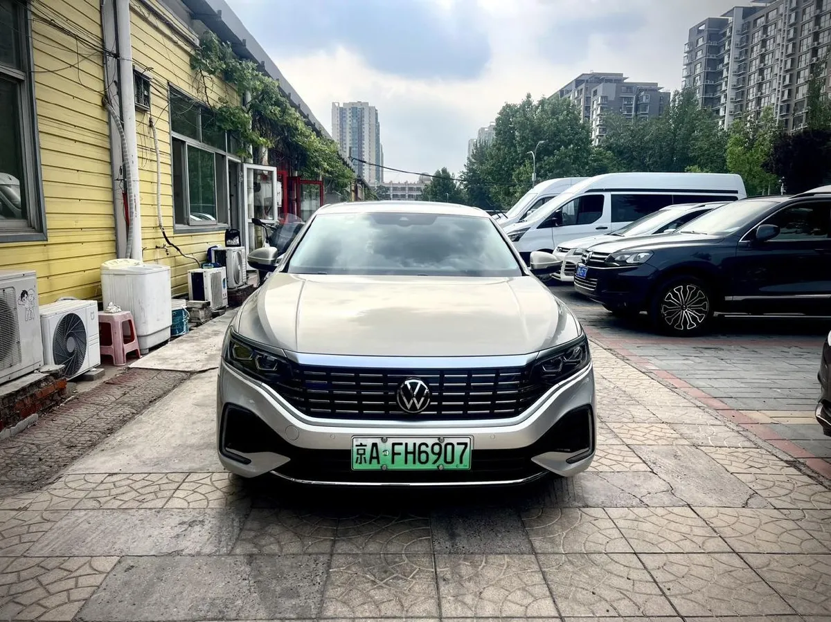 VOLKSWAGEN PASSAT 430PHEV PASSAT PHEV 430PHEV HYBRID 2022