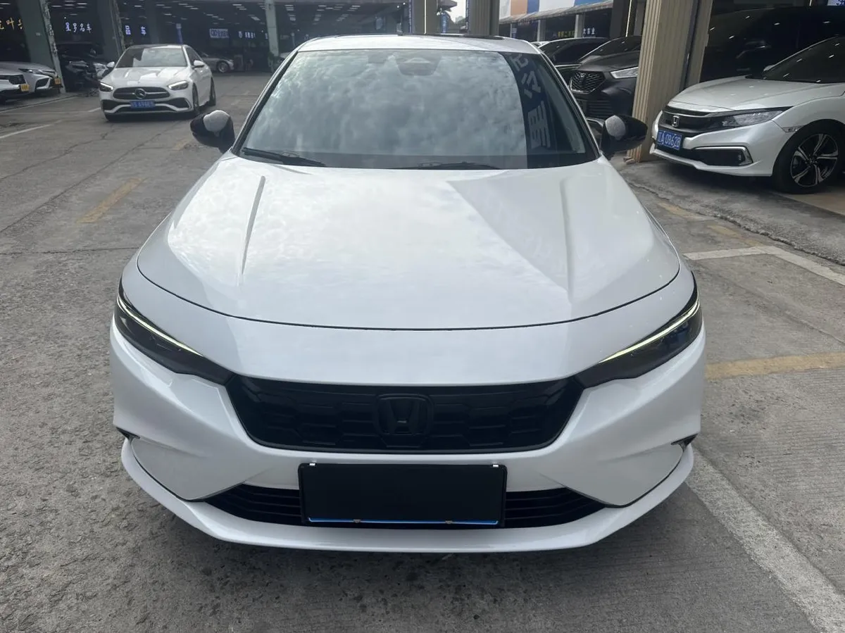 HONDA INTEGRA 240TURBO CVT PHANTOM 2023