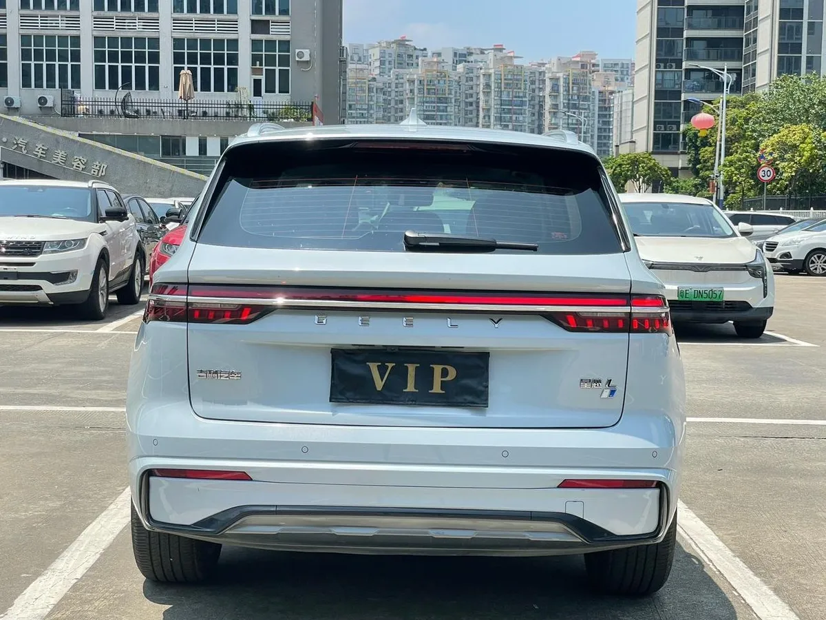 GEELY MONJARO HI 2022
